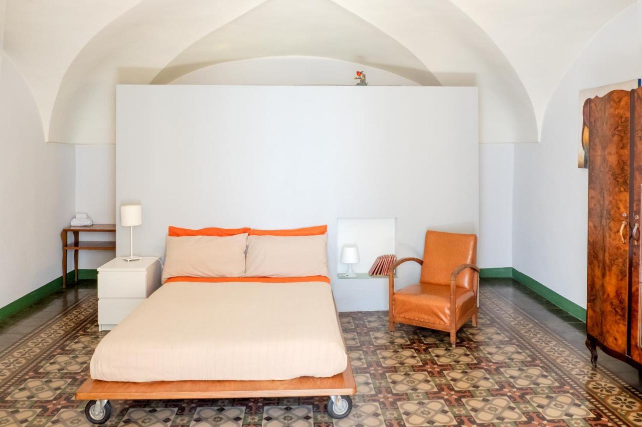 Tre Vie Apartment Con Terrazzo Giardino Pensile 卡塔尼亚 外观 照片