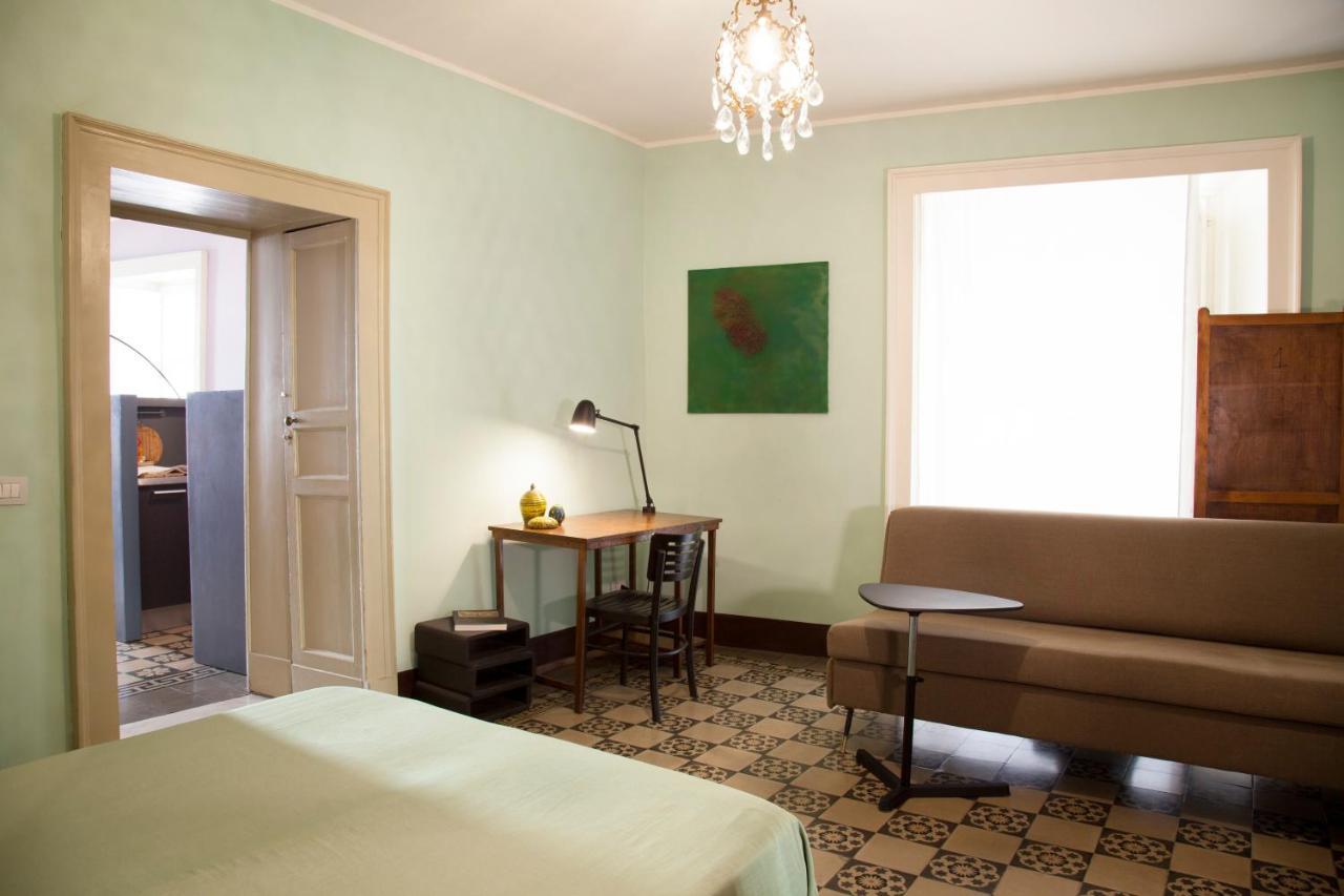 Tre Vie Apartment Con Terrazzo Giardino Pensile 卡塔尼亚 外观 照片