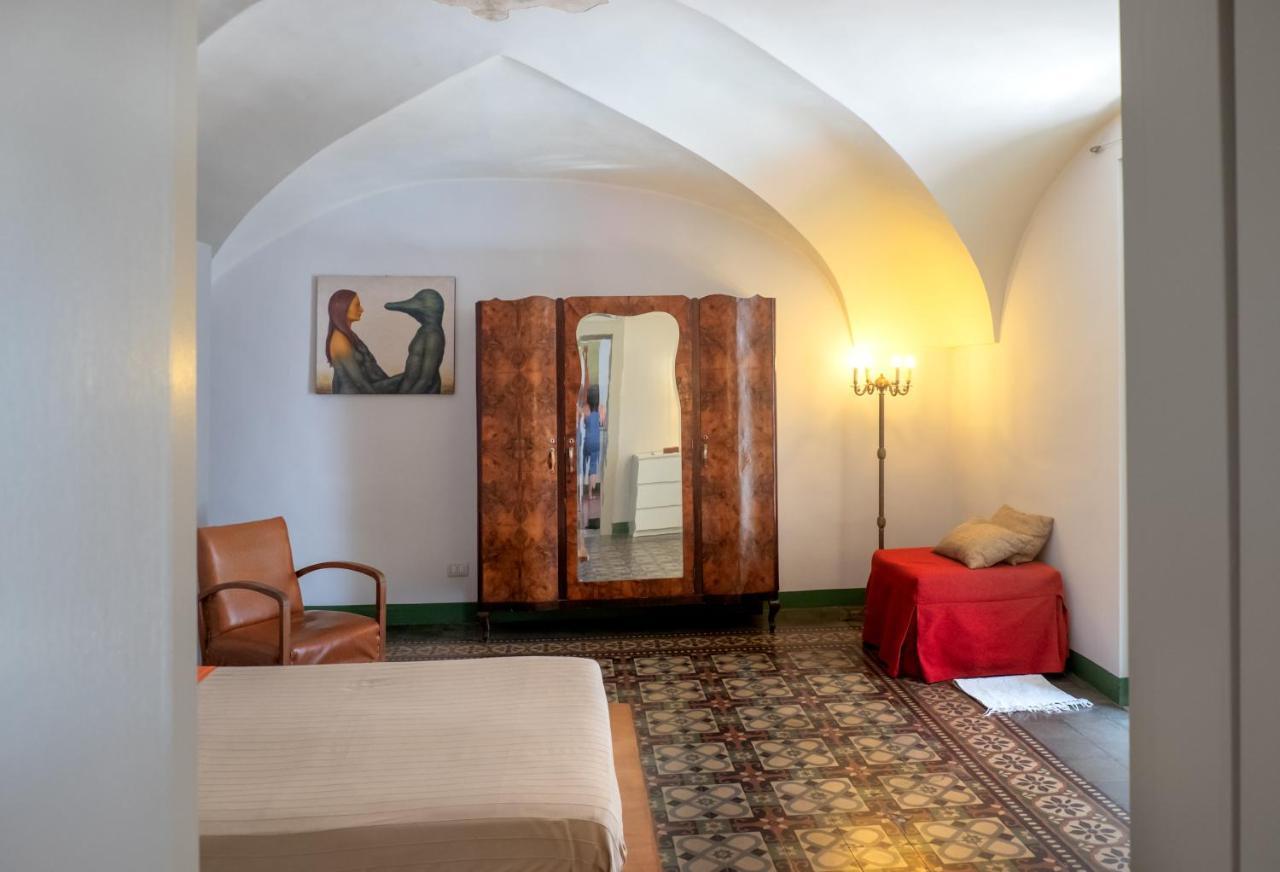 Tre Vie Apartment Con Terrazzo Giardino Pensile 卡塔尼亚 外观 照片
